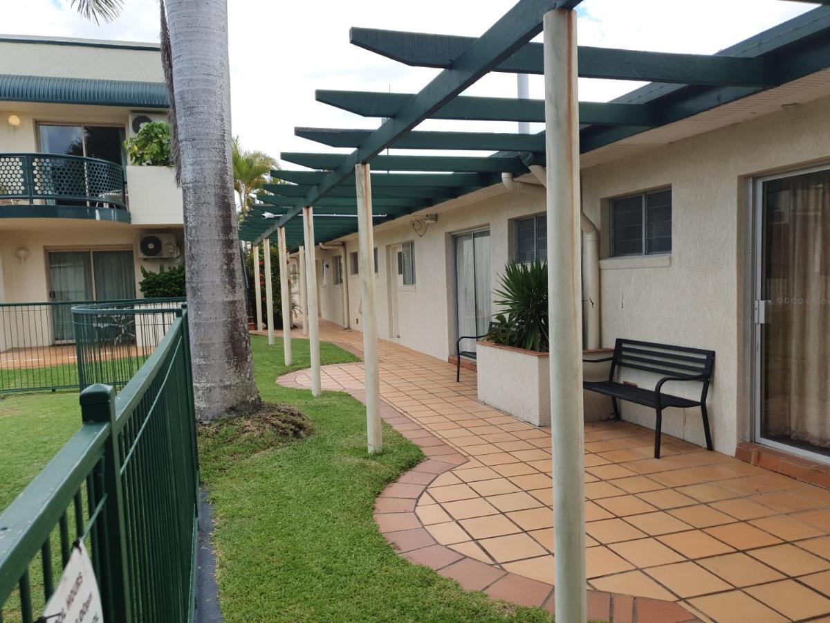 Mcnevins Maryborough Motel Buitenkant foto