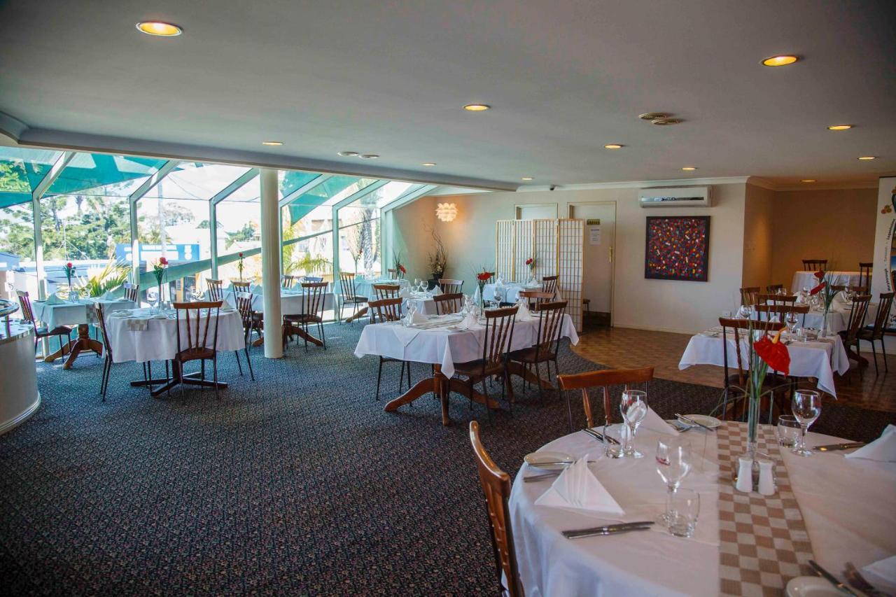 Mcnevins Maryborough Motel Buitenkant foto